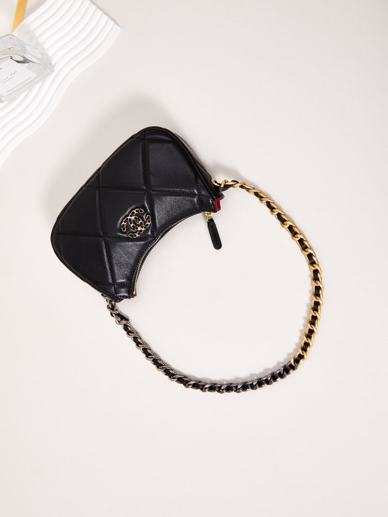 Ch**el hobo bags